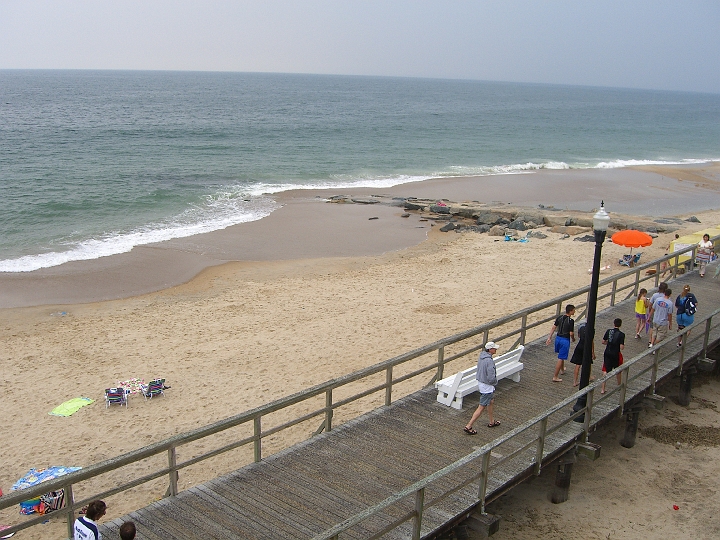 CIMG1650.JPG - This was after they cleared the beach for lightning. Less than 20 minutes later.