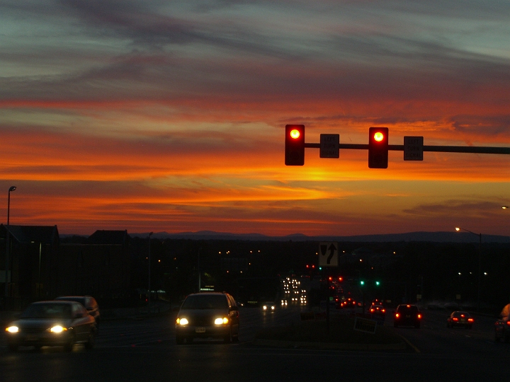 CIMG2566.JPG - Lovely sunset on the way home from geocaching today.