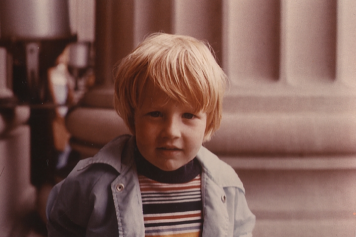 jeff1.jpg - He took an almost-as-good one of Jeff the same day. DC, maybe? Because of the columns? Jeff wore this same shirt in his kindergarten class picture, so I'm guessing 1981.