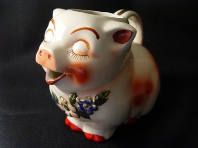 pig-left.jpg - Shawnee pig pitcher I sold on eBay