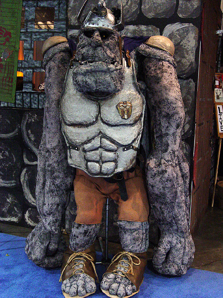 DSC02246.jpg - Ankh-Morpokh guard troll (this is a costume, too, not just a free-standing exhibit)